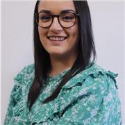 Soy estudiante de Grado Superior y me gusta enseñar y ayudar a los demás en todo lo posible!